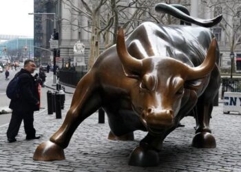El famoso toro de Wall Street en Nueva York. /
REUTERS