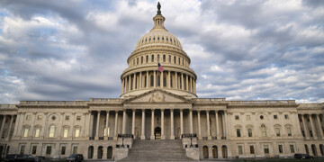 Washington (United States), 01/10/2020.- The US Capitol Building in Washington, DC, USA, 01 October 2020. The US Senate continues to meet with US Supreme Court Nominee Amy Coney Barrett ahead of her confirmation hearings later this month. (Estados Unidos) EFE/EPA/ALEX EDELMAN