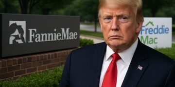 Donald Trump frente a las sedes de Fannie Mae y Freddie Mac en un contexto de política hipotecaria en EE UU.
