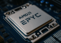  Chip Epyc de AMD montado sobre una placa base con enfoque técnico y visual nítido
