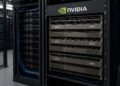 Servidores con GPUs Nvidia en centro de datos tras cierre del proyecto Dojo