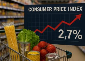 Productos básicos en supermercado en EE. UU. reflejando inflación y variaciones de precios.