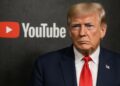 Donald Trump en primer plano con el logo de YouTube al fondo, simbolizando el acuerdo millonario.