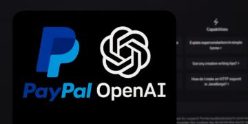 Pantalla muestra logotipos de PayPal y OpenAI juntos con interfaz de ChatGPT difuminada al fondo