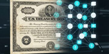 Composición artística conceptual estilo Fintech donde la textura de un certificado de papel de Bono del Tesoro de EE. UU. se fusiona y transforma hacia la derecha en una secuencia de bloques digitales luminosos y estructurados sobre un fondo oscuro, ilustrando la conversión de activos reales en tokens digitales en la blockchain.