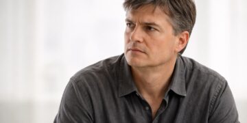 Michael Burry analiza las causas profundas del colapso del mercado.