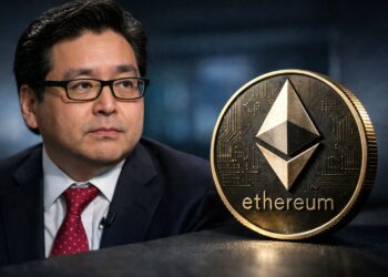 Tom Lee analiza Ethereum tras fuerte caída del mercado.