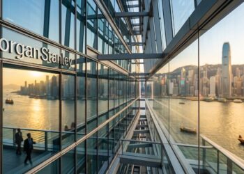 Oficinas de Morgan Stanley en Hong Kong con vistas al puerto.