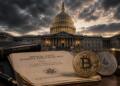 Capitolio de EE. UU. junto a documentos y monedas cripto.