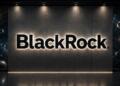 Logo de BlackRock junto a una temática espacial para su nuevo ETF.
