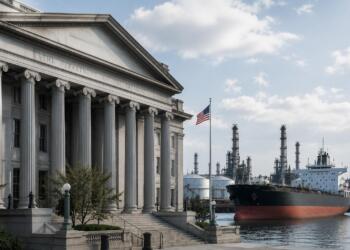 El Departamento del Tesoro de EE. UU. autoriza la venta de petróleo de Irán.