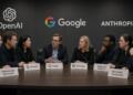 Ejecutivos de OpenAI, Google y Anthropic sentados en una mesa durante una cumbre tecnológica.
