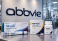 Logotipo de AbbVie junto a los medicamentos Skyrizi y Rinvoq.